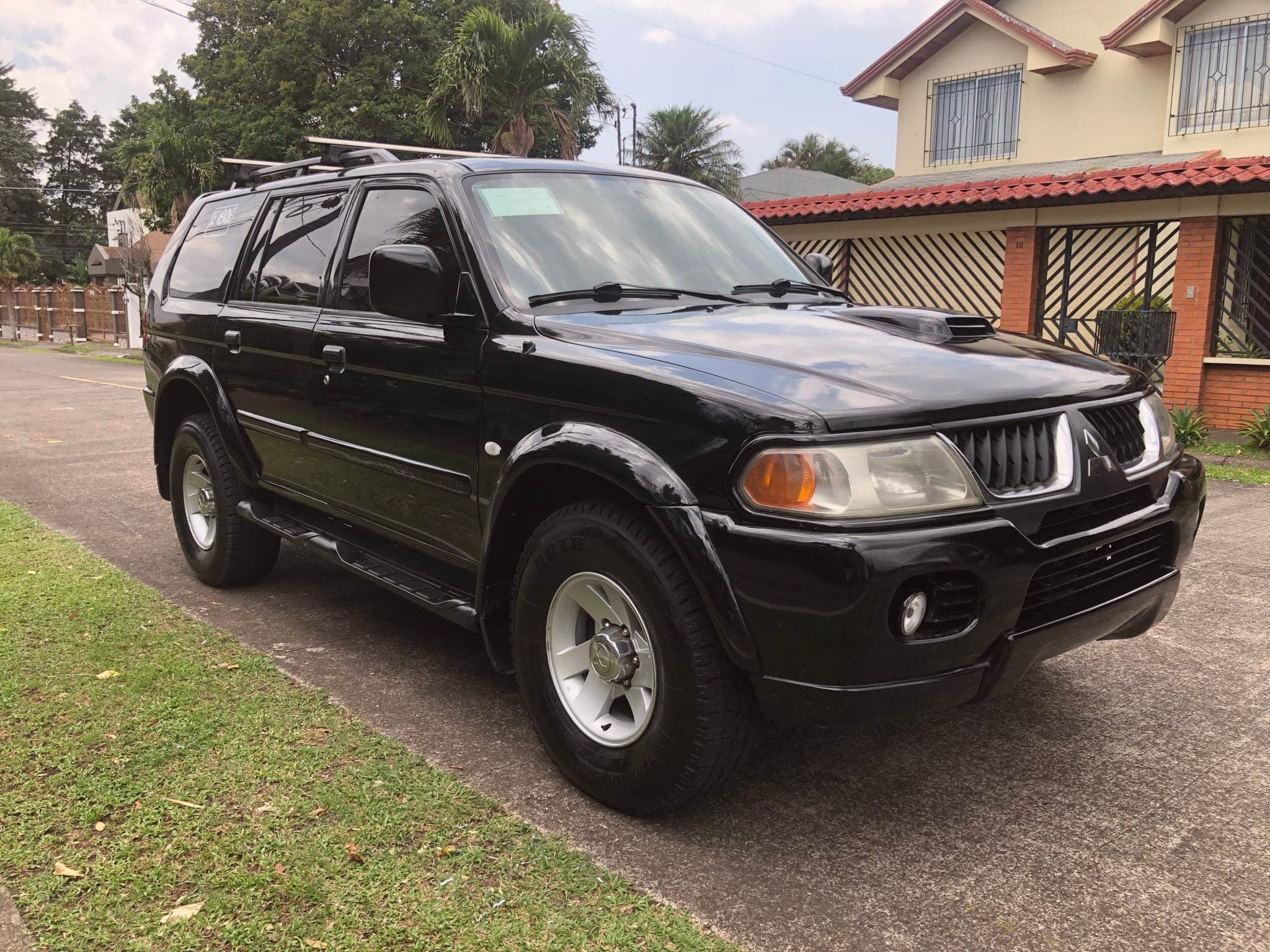 mitsubishi montero sport 2008 Image 1