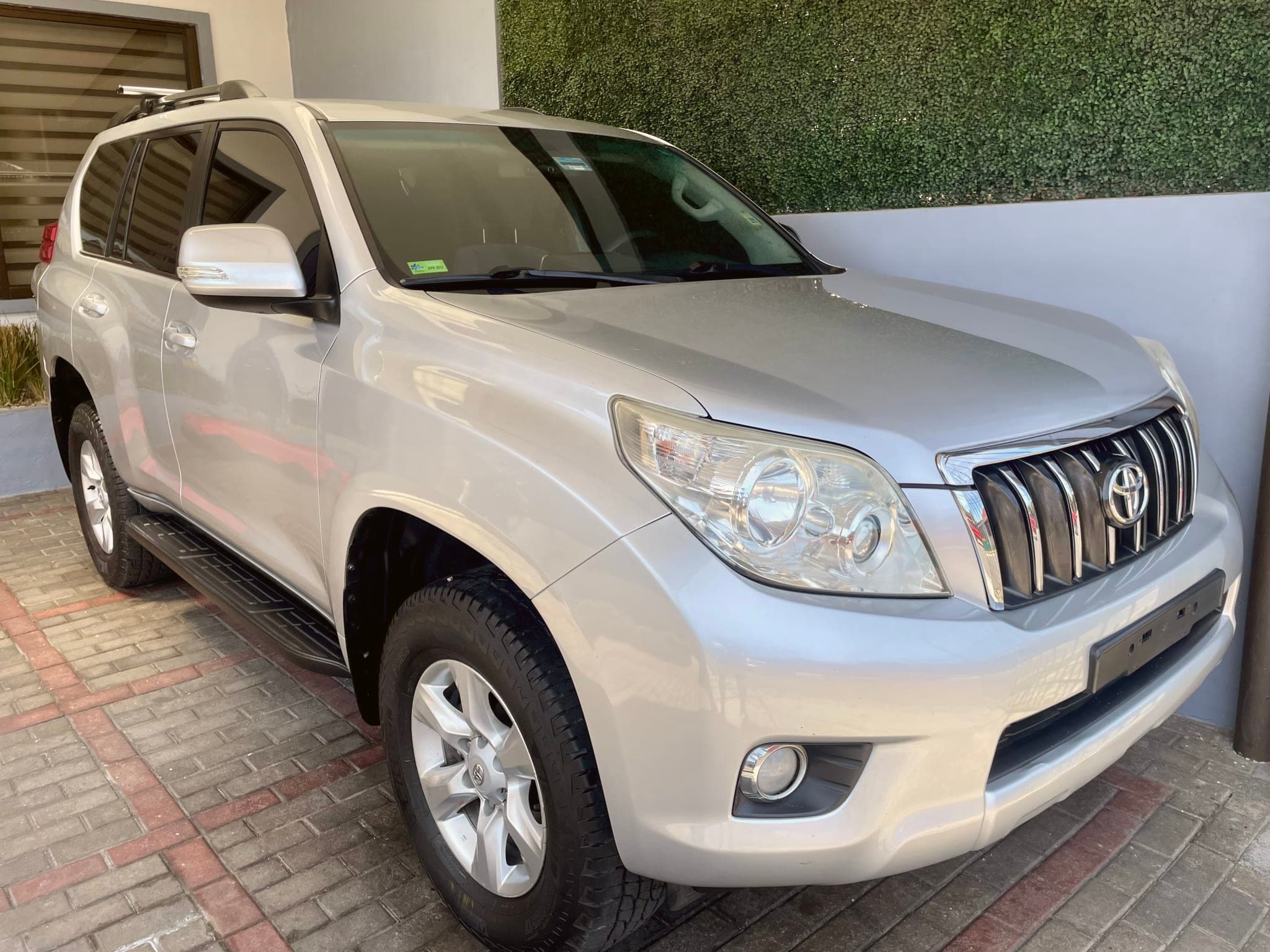 toyota land cruiser prado 2011 Image 1