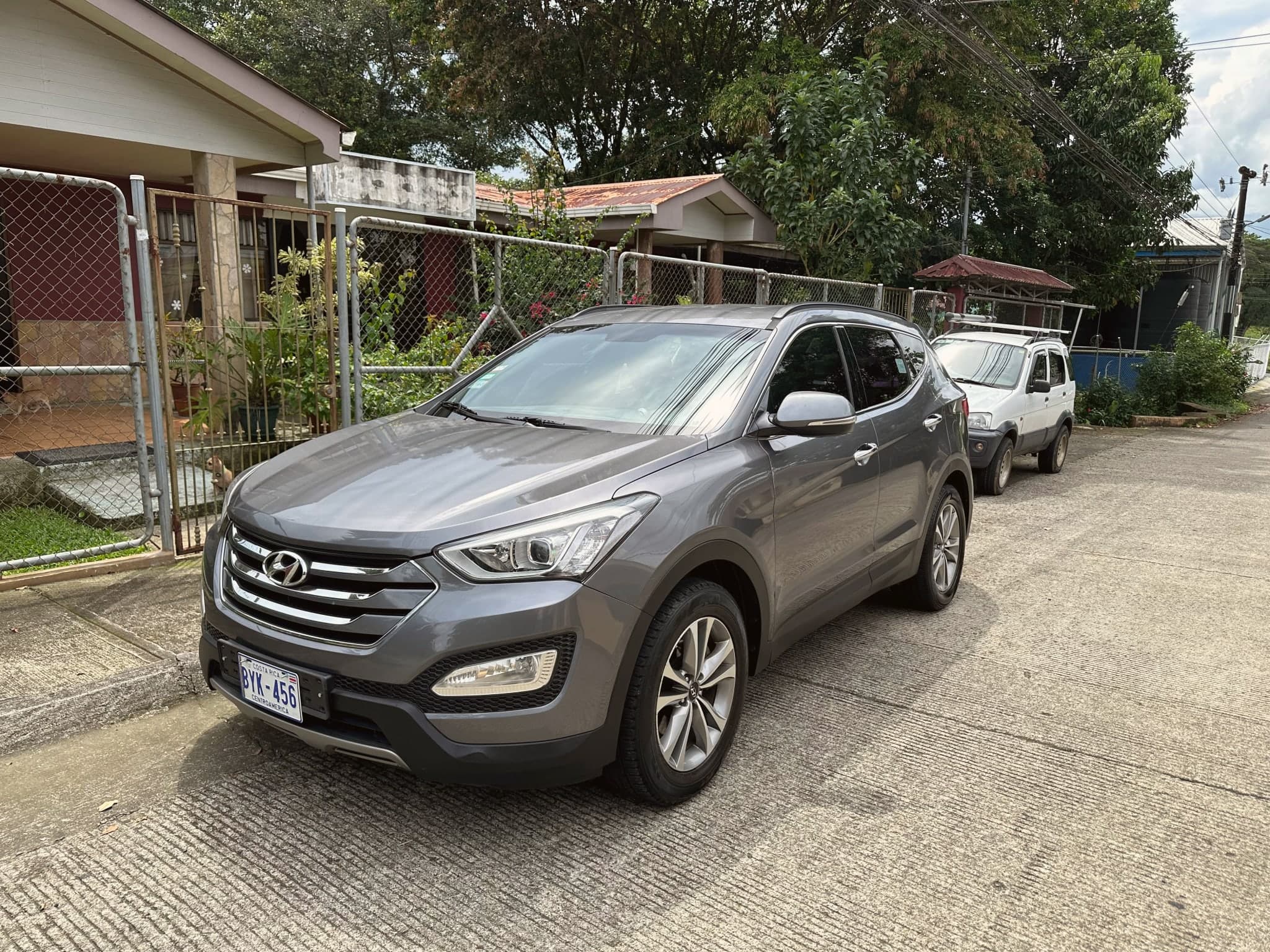 hyundai santa fe 2015 Image 1