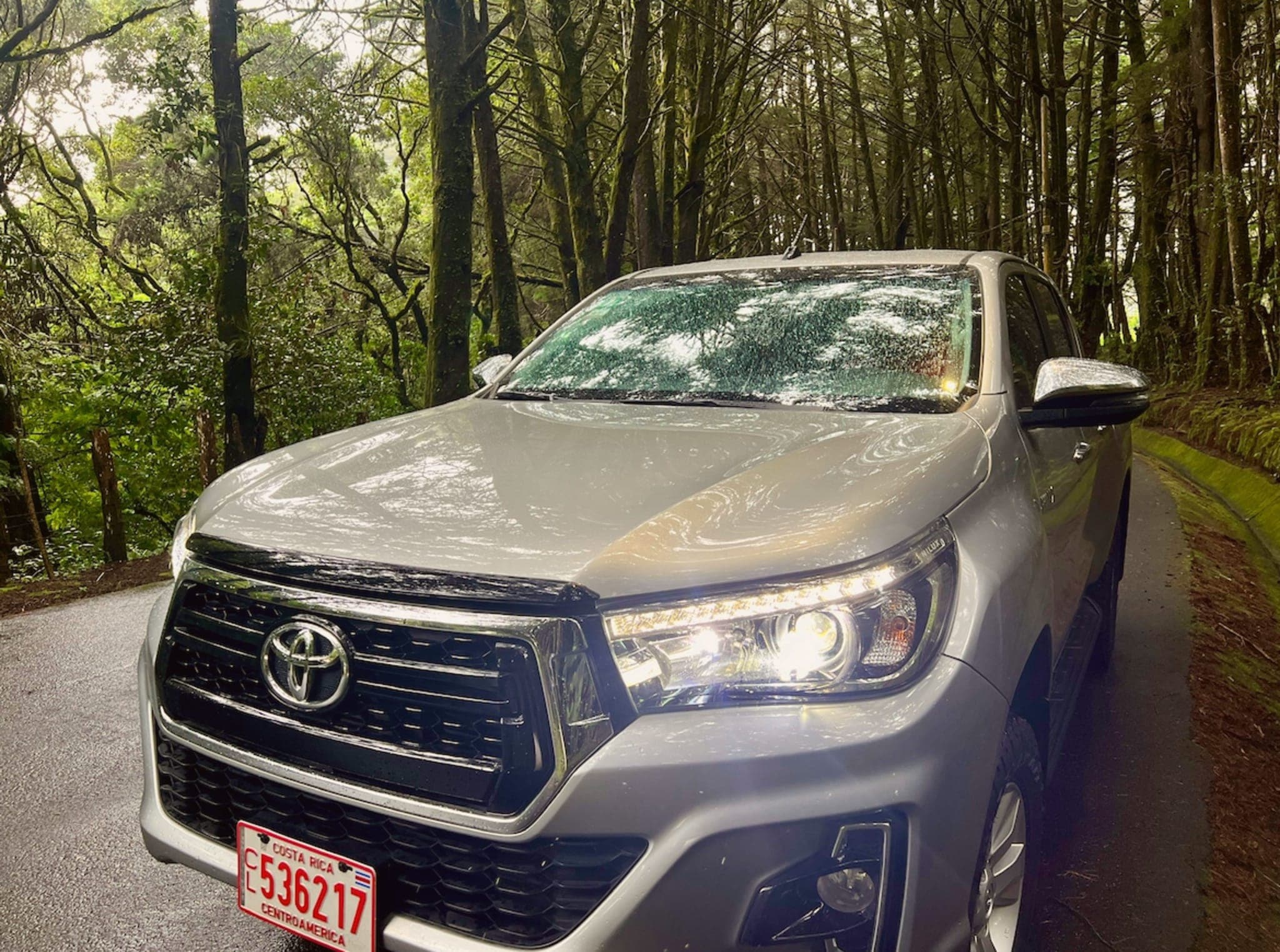 toyota hilux 2021 Image 1