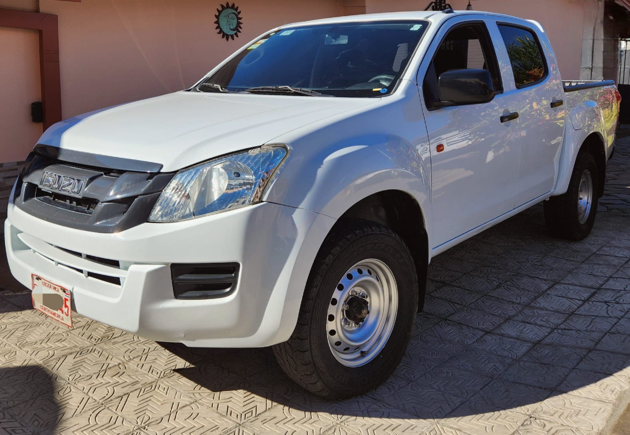 isuzu dmax 2014 Image 1