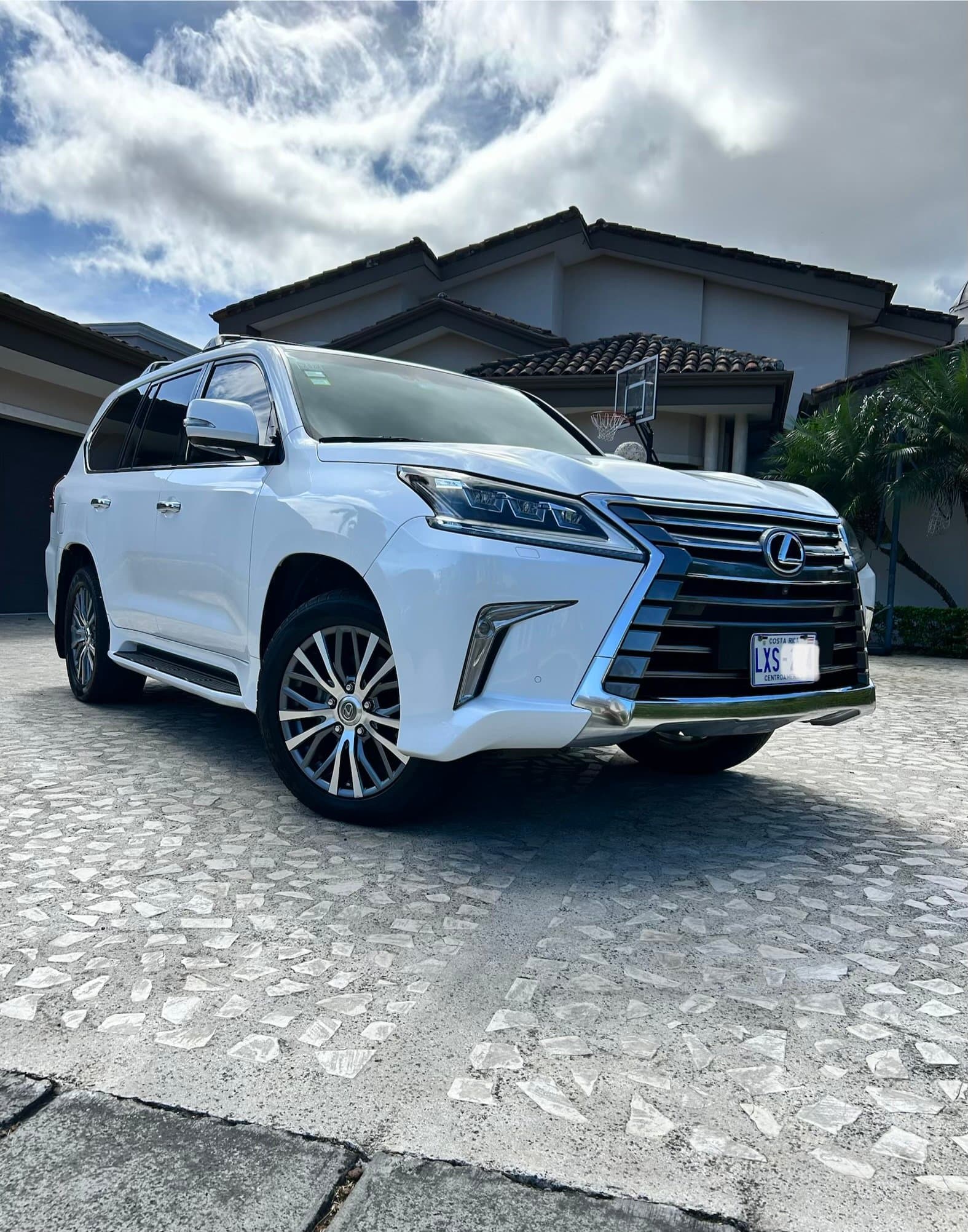 lexus lx570 2018 Image 1
